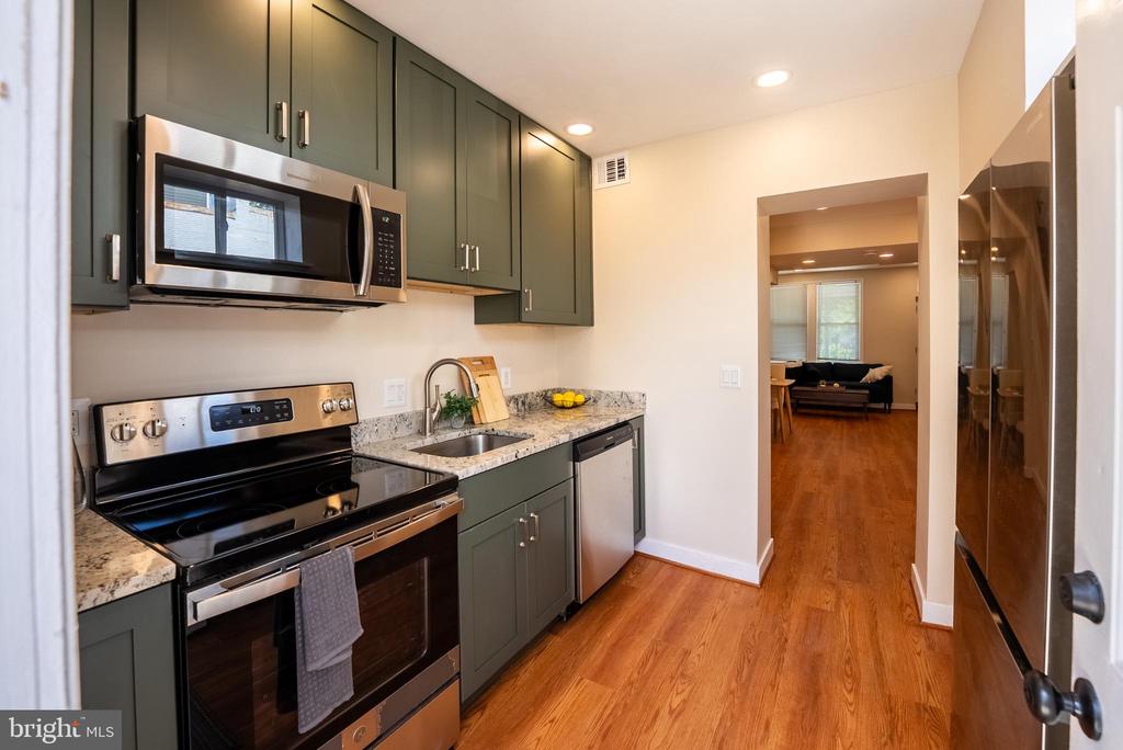 Residential in WASHINGTON 4