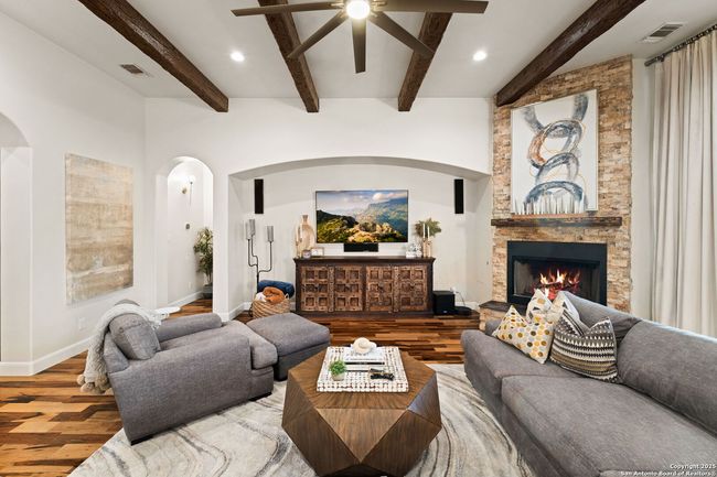23119 Edens Cyn, House other with 5 bedrooms, 4 bathrooms and null parking in San Antonio TX | Image 8