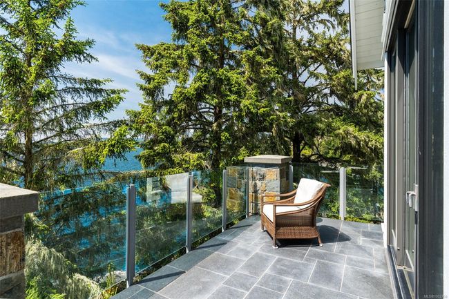 1050 Roxview Crt, House other with 4 bedrooms, 6 bathrooms and 3 parking in Sooke BC | Image 29