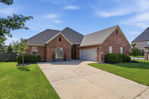 700 Sw Sterling Pl, Bentonville, AR, 72712-7773 | Card Image