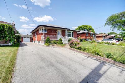 112 Sunrise Dr, House other with 5 bedrooms, 2 bathrooms and 4 parking in Hamilton ON | Image 3