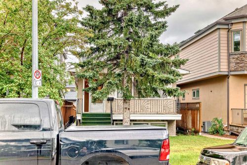 2425 2 Ave Nw, Calgary, AB, T2N0H5 | Card Image
