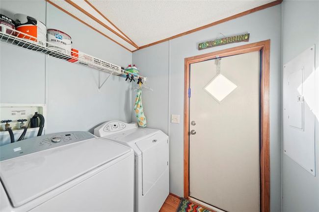 958 Wightman St, House other with 3 bedrooms, 2 bathrooms and null parking in Matagorda TX | Image 32