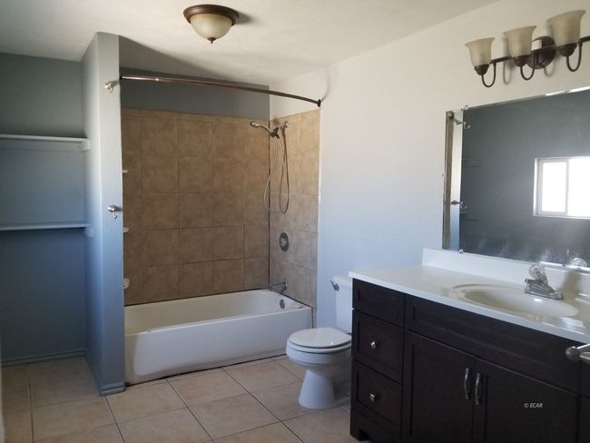 879 Spring Valley Pkwy, House other with 4 bedrooms, 2 bathrooms and null parking in Spring Creek NV | Image 7