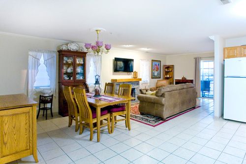 101-2525 Longwood Dr, Highland, IN, 46322-5576 | Card Image