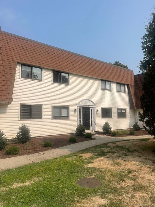 20-20 Hulls Hwy, Southport, CT, 06890-3101 | Card Image