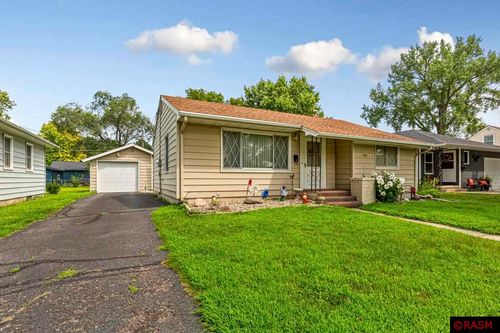 420 Harrison Ave, North Mankato, MN, 56003-3019 | Card Image