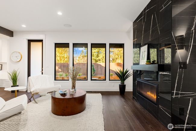 601 Chris David Dr, House other with 4 bedrooms, 4 bathrooms and 2 parking in Steilacoom WA | Image 5