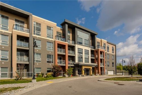 117-4040 Upper Middle Rd, Burlington, ON, L7M0H2 | Card Image