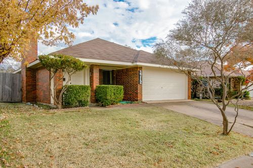 3712 Roussillon Dr, Carrollton, TX, 75007-2324 | Card Image