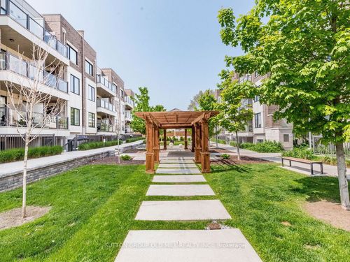 301-6 Drummond St, Etobicoke, ON, M8V1Y8 | Card Image