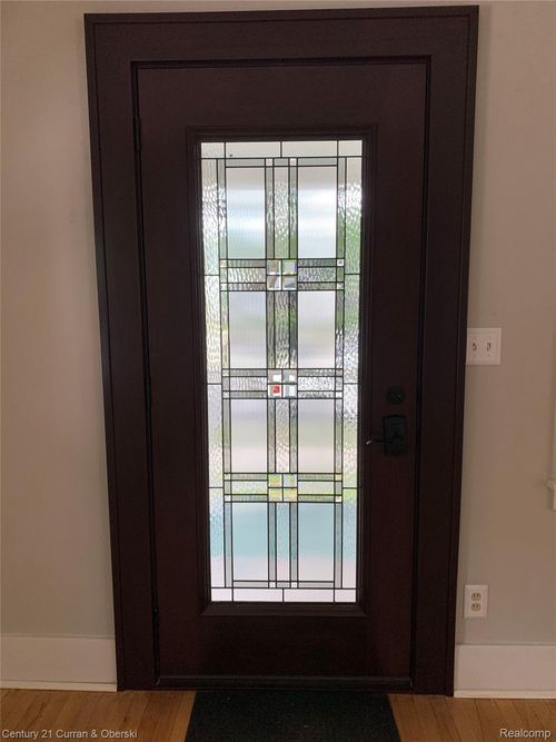 1307 Davis Ave, Birmingham, MI, 48009-2075 | Card Image