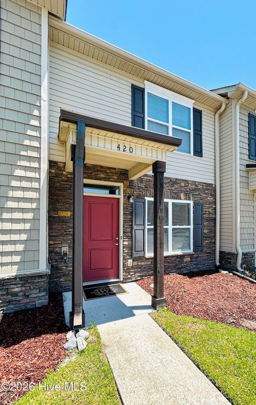 420 Sullivan Loop Rd, Midway Park, NC, 28544-0005 | Card Image