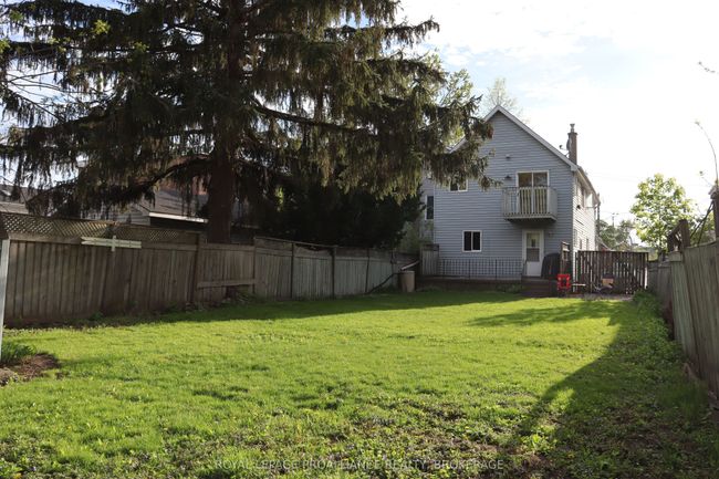 445 Alfred St, House other with 4 bedrooms, 2 bathrooms and 3 parking in Kingston ON | Image 32