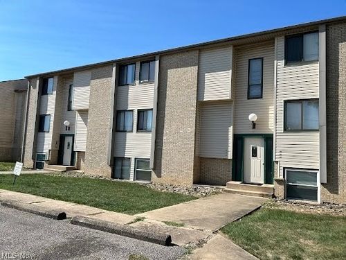c8-623 Lovers Ln, Steubenville, OH, 43953-3372 | Card Image