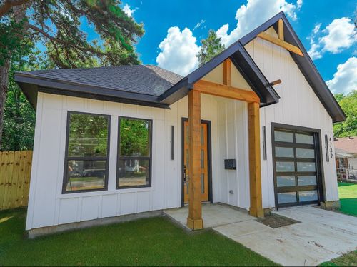 4732 Nome St, Dallas, TX, 75216-4151 | Card Image