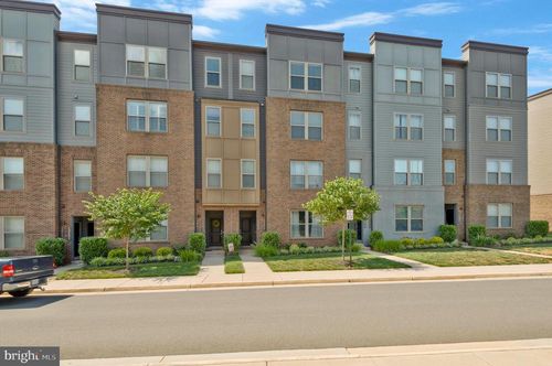 10475 Ratcliffe Trl, MANASSAS, VA, 20110-7841 | Card Image