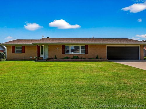 1031 Greystone Ave, Bartlesville, OK, 74006-5010 | Card Image