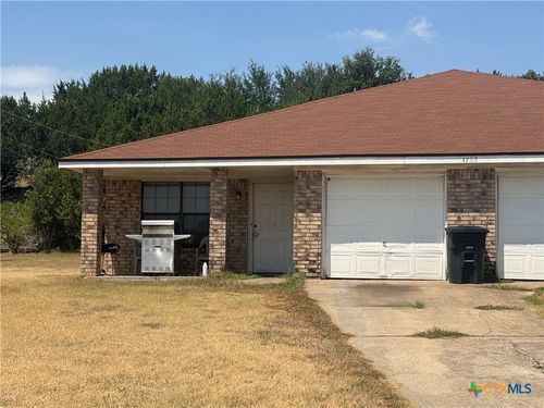 1705 Copperfield Circle, Killeen, TX, 76543 | Card Image