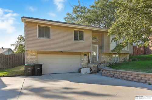 8624 N 81st Ave, Omaha, NE, 68122-2237 | Card Image