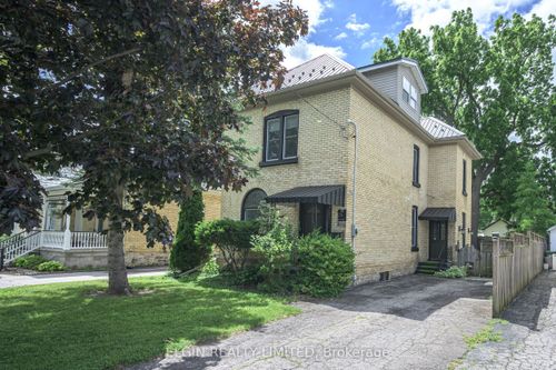 25 Locust St, Saint Thomas, ON, N5R2C2 | Card Image