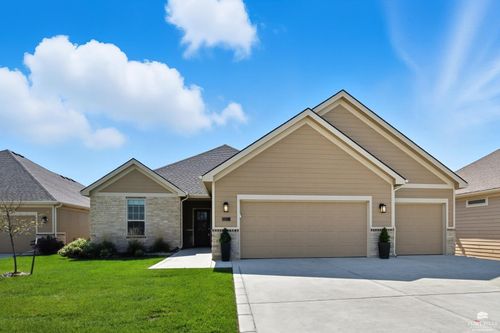 4713 Lichen Ln, Manhattan, KS, 66503-8519 | Card Image