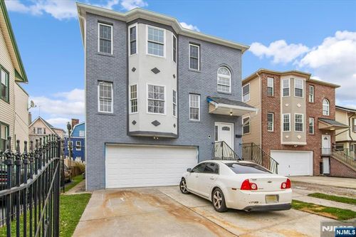 150 N Munn Ave, East Orange, NJ, 07017-4297 | Card Image