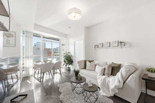 1106-15 Bruyeres Mews, Toronto, ON, M5V0A7 | Card Image