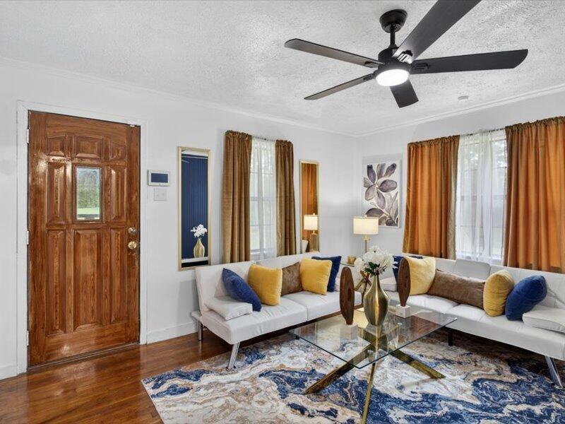 Residential in Foxworth 4
