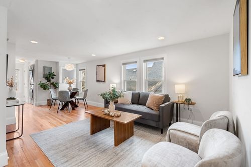 apt-3-70 Albion St, Somerville, MA, 02143-1128 | Card Image