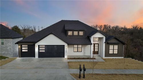 2205 Ne Steinbeck Dr, Bentonville, AR, 72712-3032 | Card Image