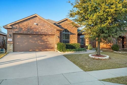1045 Doe Meadow Dr, Burleson, TX, 76028-6877 | Card Image