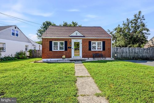 2304 Henlopen Ave, Stanton, DE, 19804-3810 | Card Image