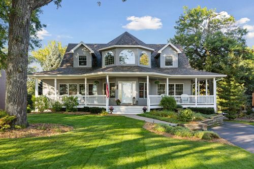 5371 W Bald Eagle Blvd, White Bear Tp, MN, 55110-6410 | Card Image