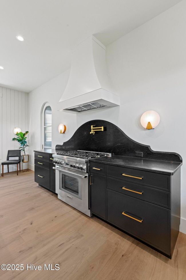 2324 Sloop Point Rd, House other with 4 bedrooms, 4 bathrooms and 2 parking in Hampstead NC | Image 23