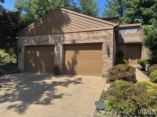 4040 Fall Creek Dr, Evansville, IN, 47711-2797 | Card Image