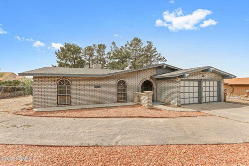 3301 Jupiter Road, Las Cruces, NM, 88012 | Card Image
