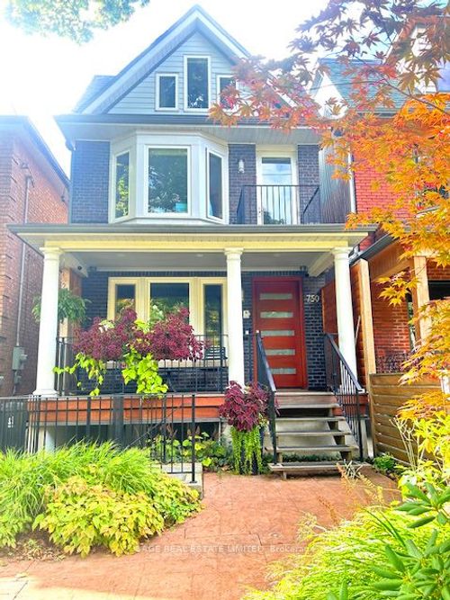 750 Crawford St, Toronto, ON, M6G3K3 | Card Image