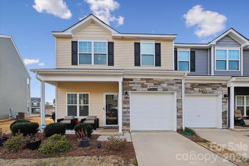 15249 Wrights Crossing Dr, Charlotte, NC, 28278-7917 | Card Image