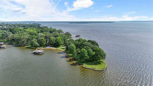 555 Arrowwood Beach Rd, Trinidad, TX, 75163-5071 | Card Image
