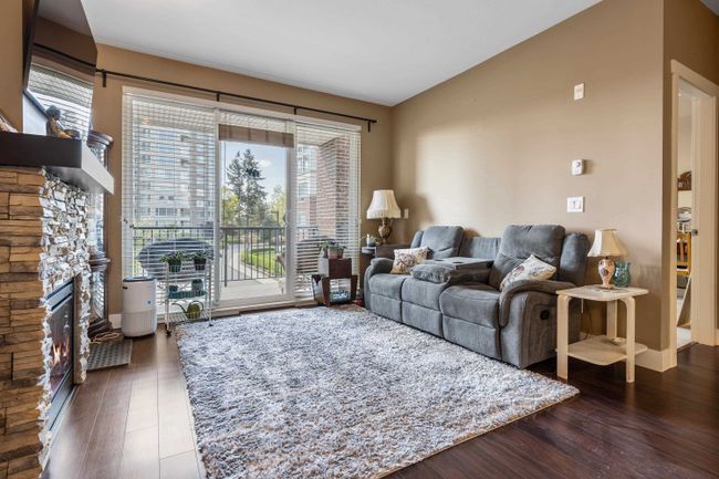 201 - 3192 Gladwin Road, Condo with 2 bedrooms, 2 bathrooms and 2 parking in Abbotsford BC | Image 10