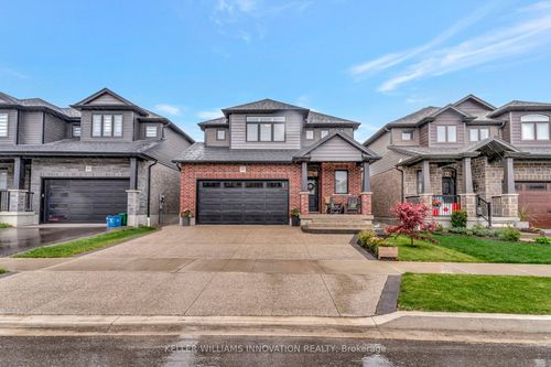 27 Queensgate Cres, Breslau, ON, N0B1M0 | Card Image