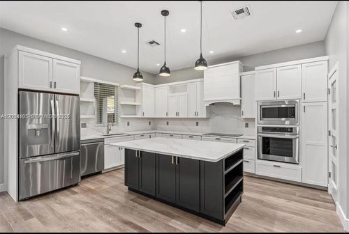 2431 Ne 20th Ave, Lighthouse Point, FL, 33064-7727 | Card Image