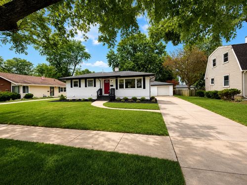 9151 Cottage Grove Place, Highland, IN, 46322 | Card Image