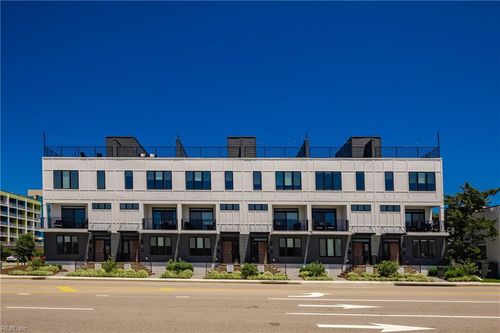 953 Pacific Avenue, Virginia Beach, VA, 23451 | Card Image