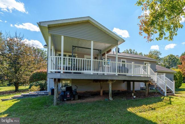5134 Pine View Dr, House other with 4 bedrooms, 2 bathrooms and null parking in GLEN ROCK PA | Image 8