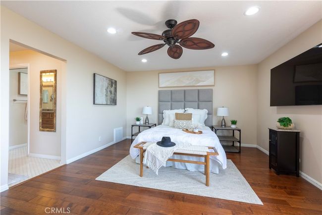2B - 2270 Stanley Ave, Condo with 2 bedrooms, 2 bathrooms and 2 parking in Signal Hill CA | Image 30
