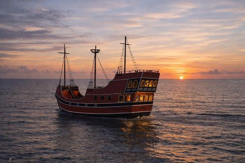 604c-100 Bluff View Dr, BELLEAIR BLUFFS, FL, 33770-1377 | Card Image