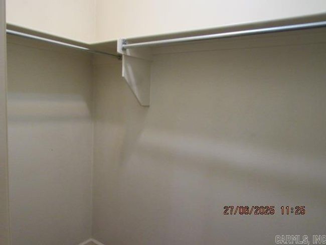 APT-7 - 1410 Robins St, Condo with 3 bedrooms, 2 bathrooms and null parking in Conway AR | Image 9