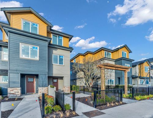 110-8233 Williams Rd, Richmond, BC, V7A1G4 | Card Image